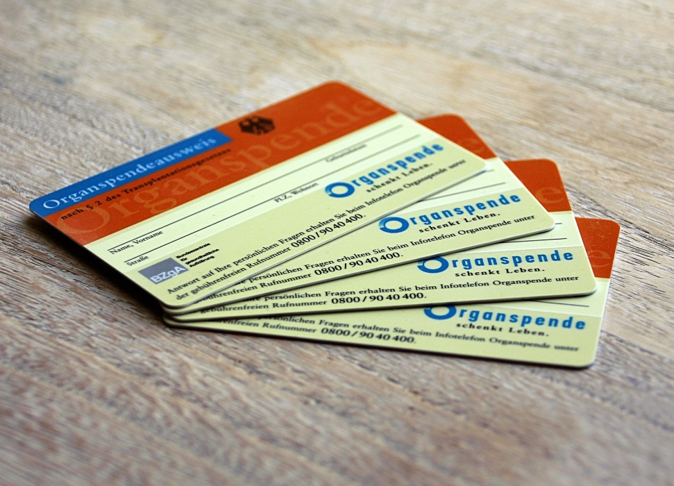 Ausweise für Organspende